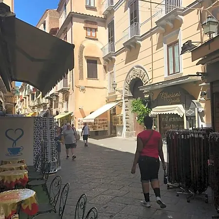 Bed and Breakfast Historic Center Σορέντο